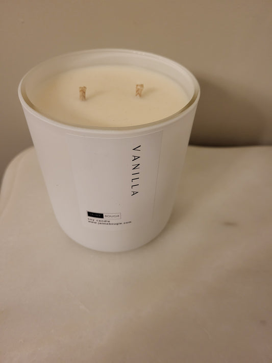 14oz vanilla soy candle - 2 soy wicks made in Montreal Canada 