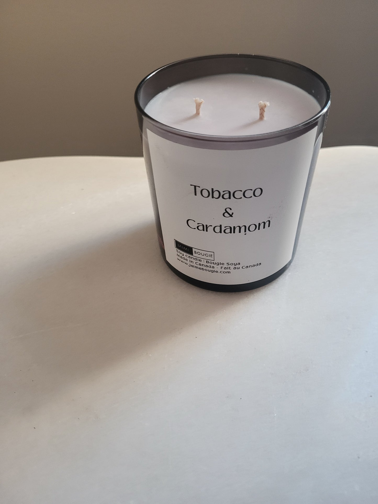 Tobacco & Cardamom J'aime Bougie